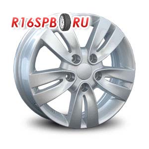 Литой диск Replica Hyundai HND46 5.5x15 5*114.3 ET 47